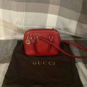 💎 Authentic Gucci red leather mini dome handbag 💎